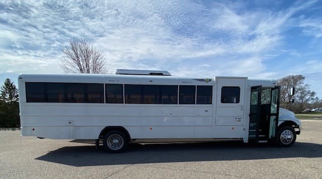 2022 IC CE ADA School Bus - Image 4