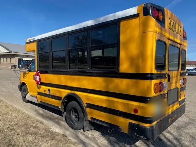 2017 Chevrolet Collins School Bus - Image 3