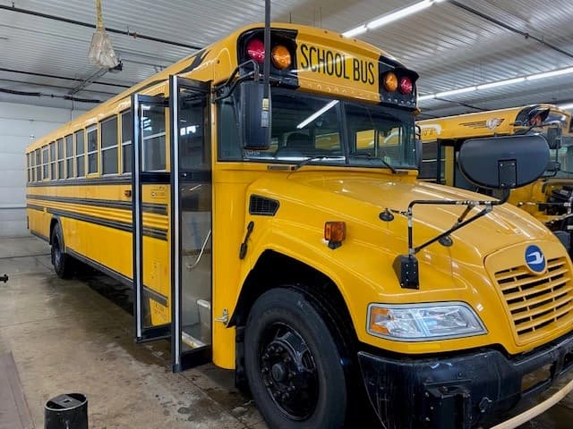 2017 Blue Bird Vision School Bus - Image 3