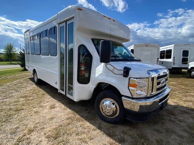 2025 Ford E350 StarCraft Shuttle Bus - Image 1