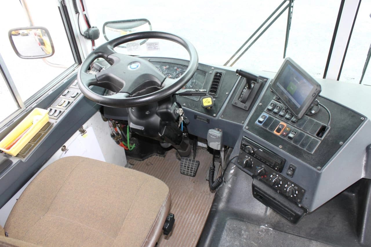 2018 Blue Bird All American School Bus - Image 4