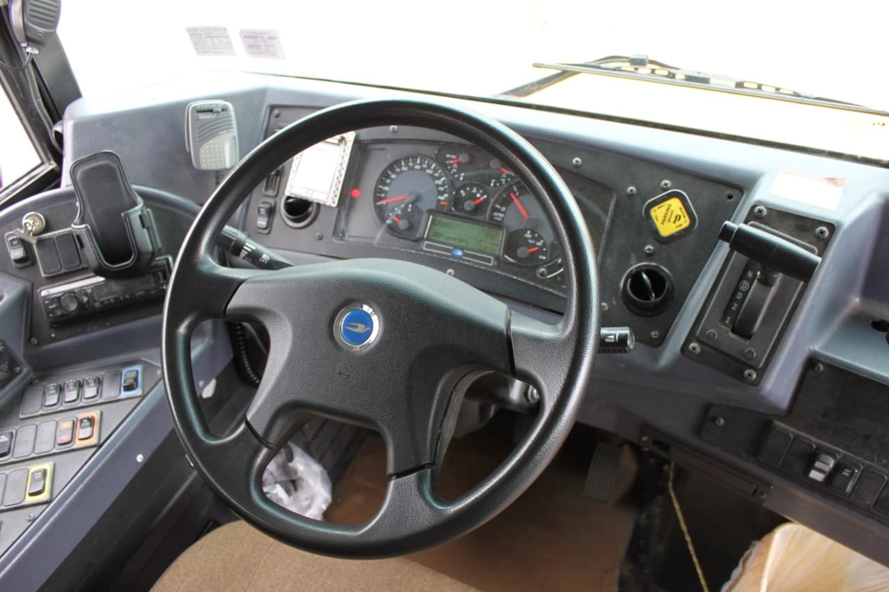 2017 Blue Bird Vision School Bus - Image 4