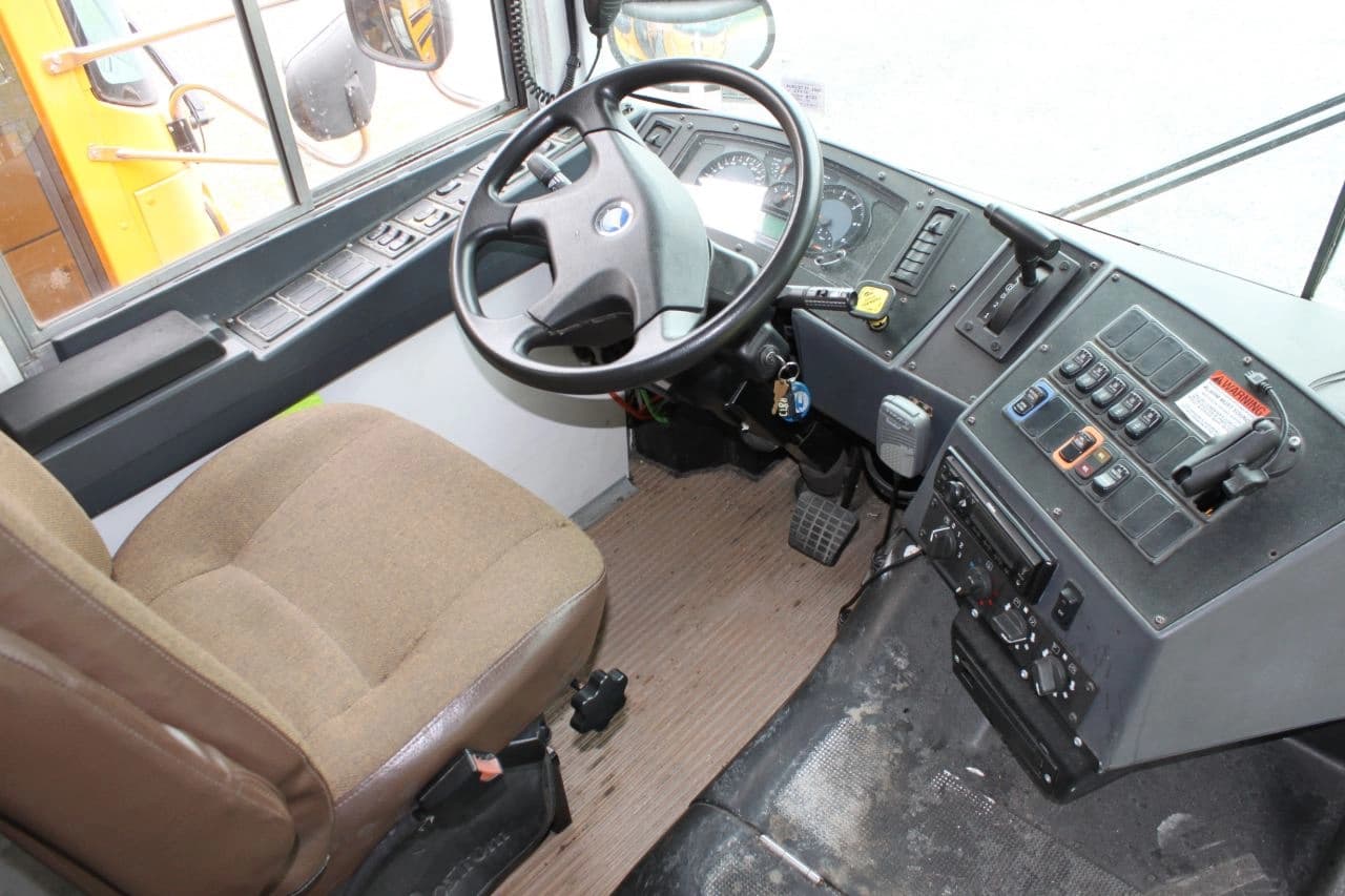 2017 Blue Bird All American - Diesel School Bus - Image 4