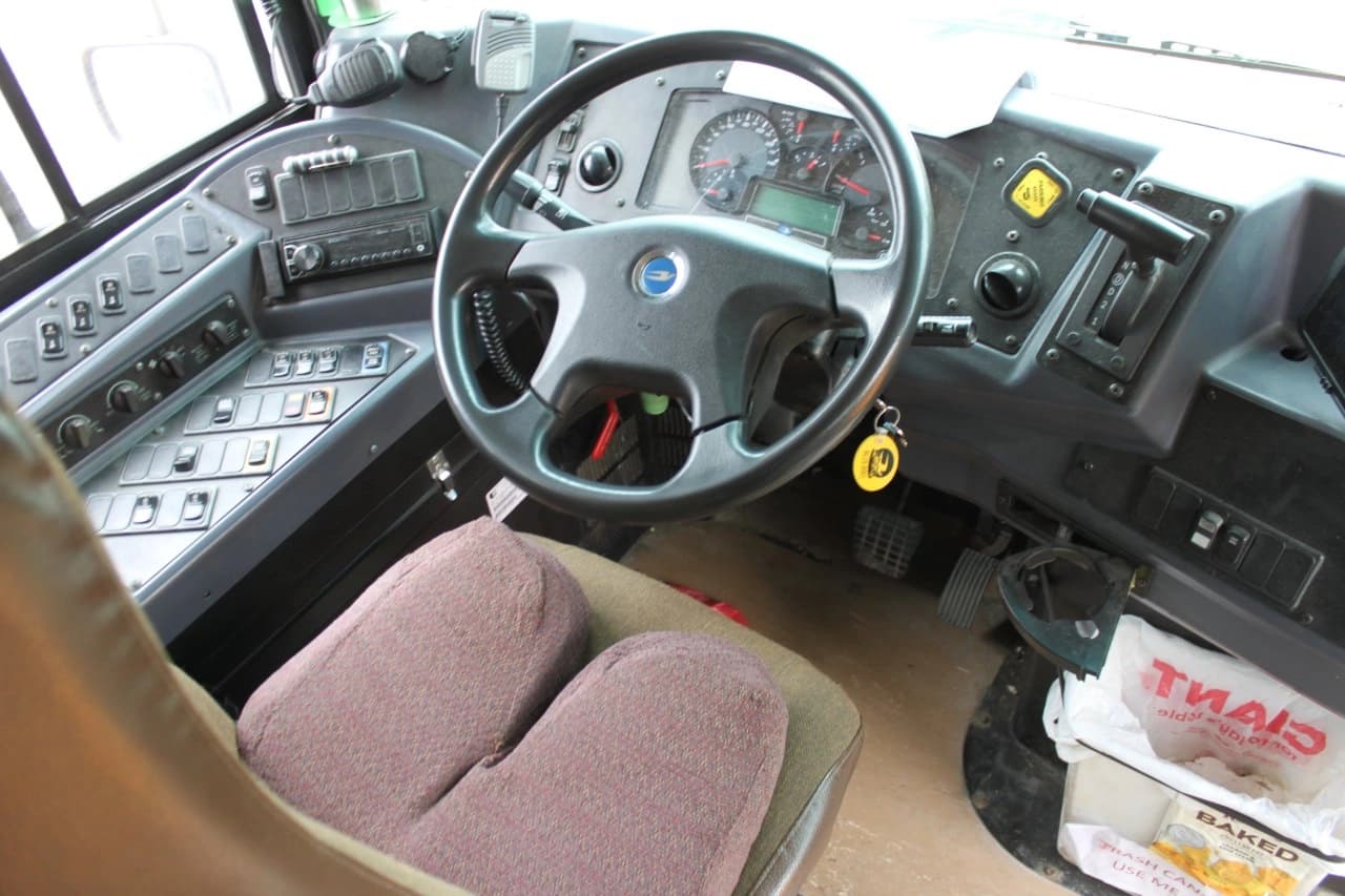 2017 Blue Bird Vision - Diesel School Bus - Image 4