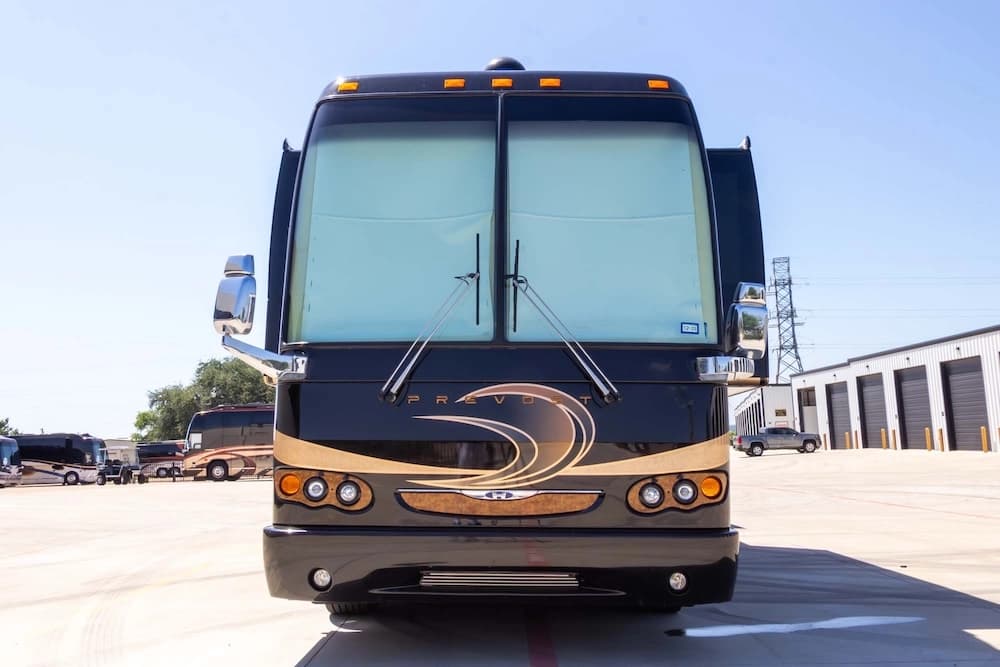 2010 Prevost Millennium H3-45 Motorcoach - Image 24