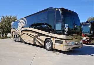 2011 Prevost Liberty Elegant Lady H3-45 bus
