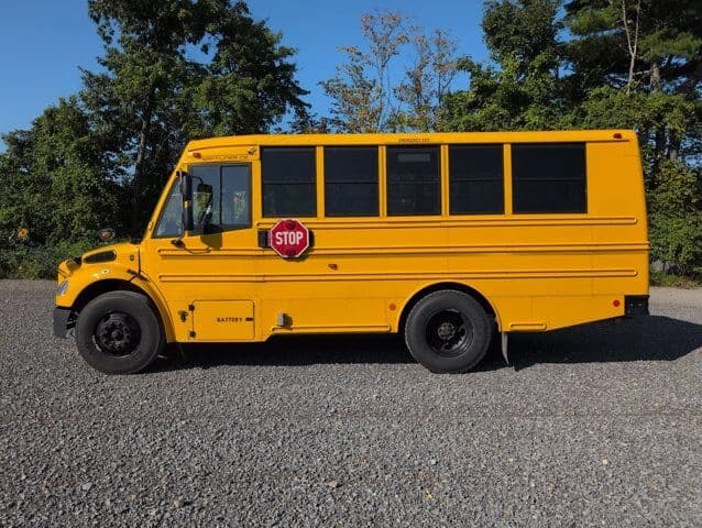2021 Freightliner Thomas School Bus - Image 2