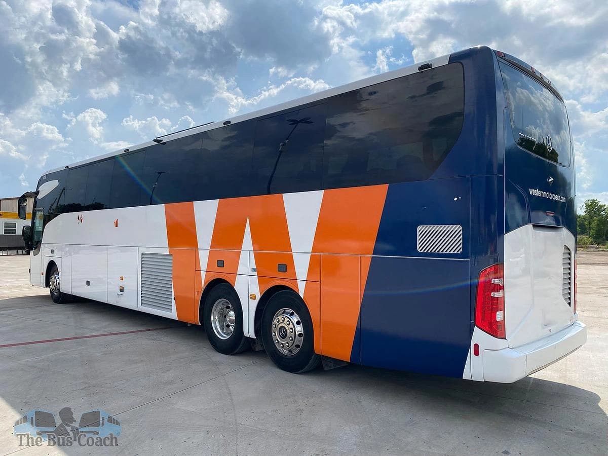 2023 Mercedes benz Tourrider Coach - Image 10