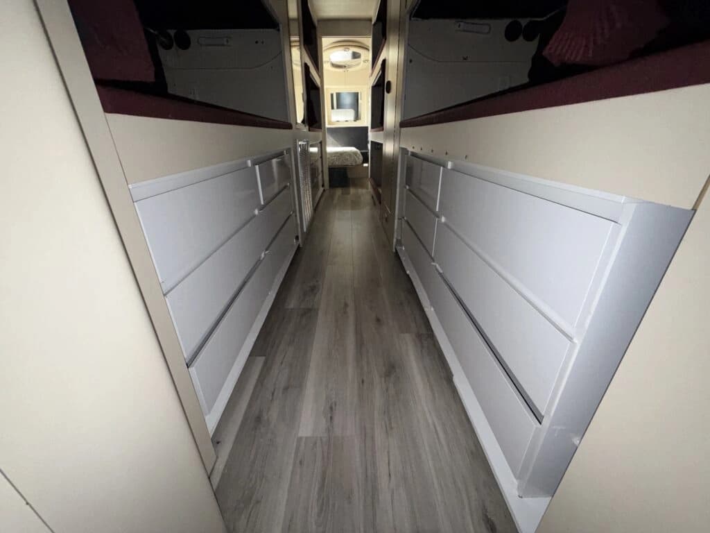 1996 Prevost XL Entertainer Motorcoach - Image 18