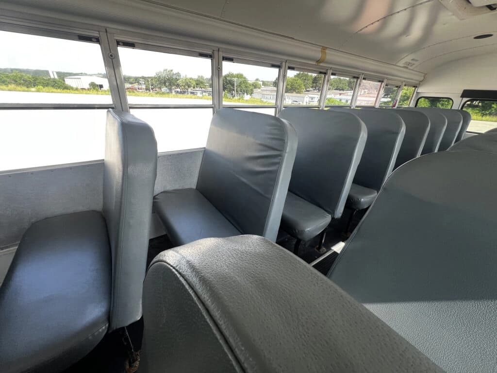 2015 Blue Bird Vision School Bus - Image 7