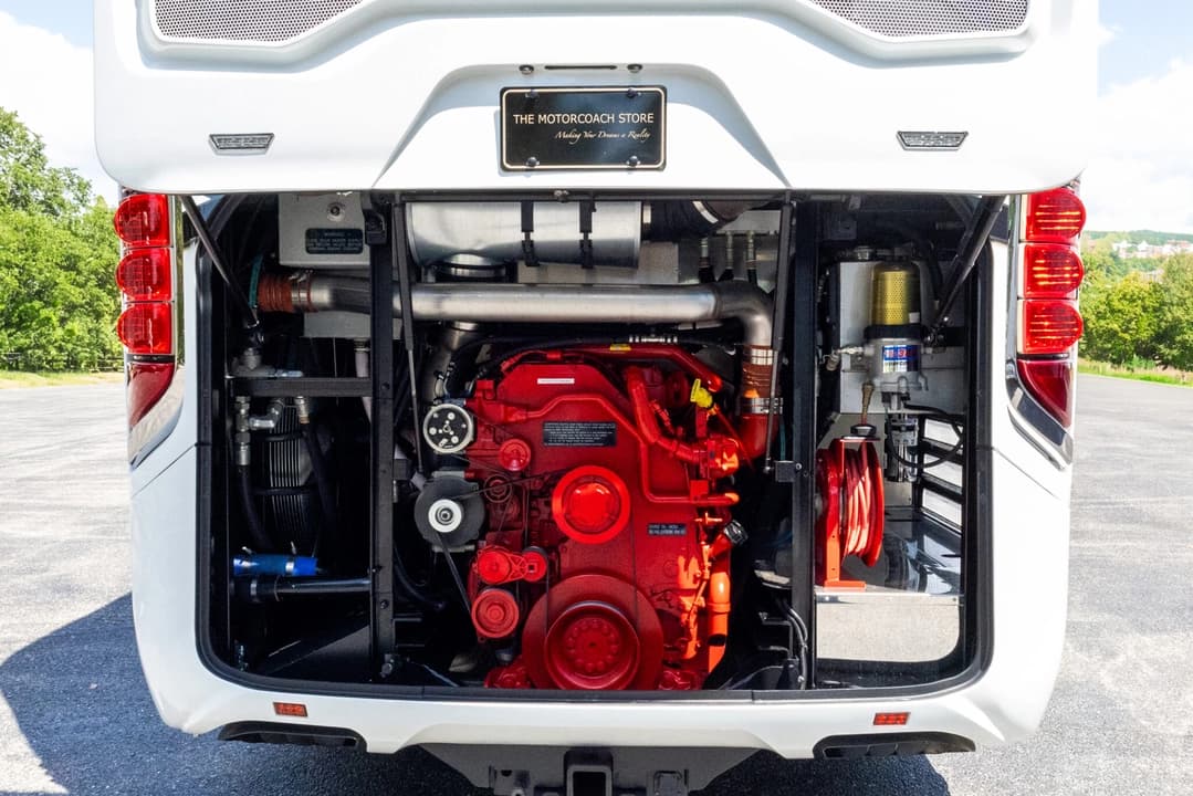 2020 Newell P50 Quad Motorhome - Image 48
