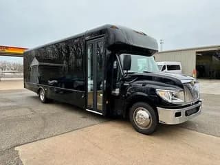2014 IC Starcraft bus