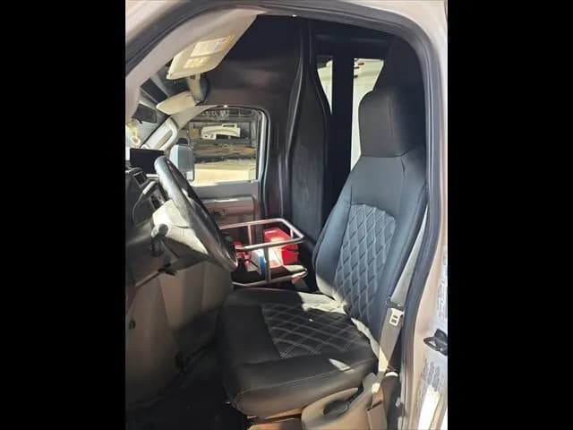 2017 Ford E450 Limo Bus - Image 25