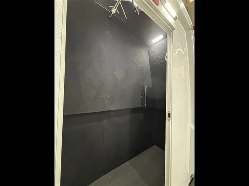 2017 Ford E450 Limo Bus - Image 9
