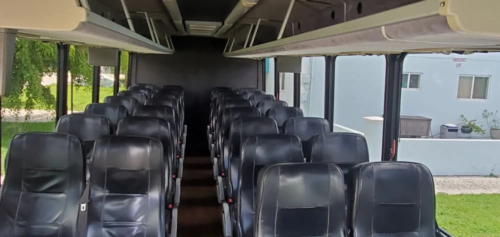 2012 Freightliner 30P Lux Shuttle - Image 13