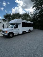 2006 Ford E-450 bus