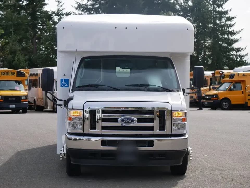 2026 Ford E450 Endera ADA Shuttle Bus - Image 11