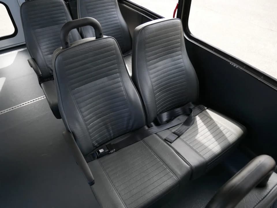 2026 Ford E450 Endera ADA Shuttle Bus - Image 9