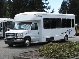 2025 Ford Starcraft MVP bus