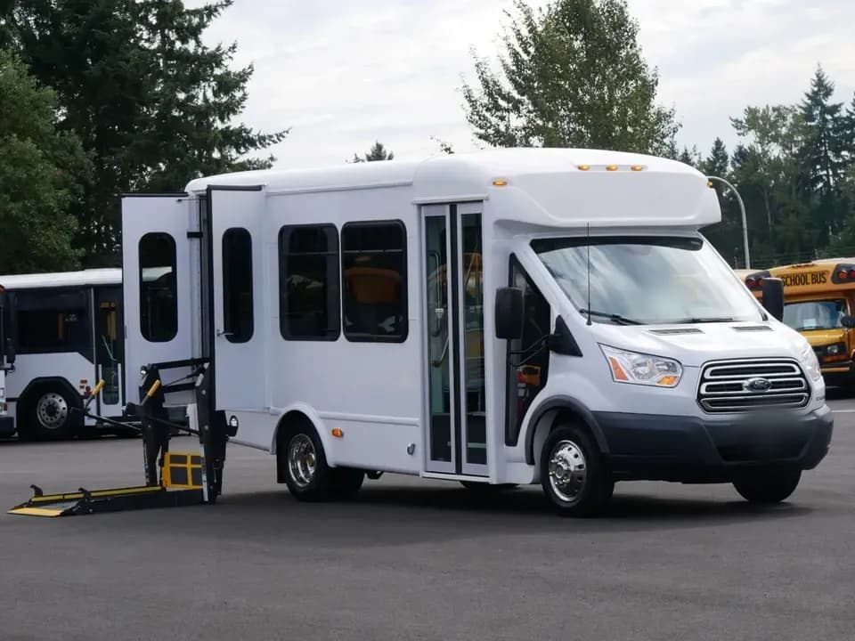 2018 Ford Transit Starcraft Van - Image 1