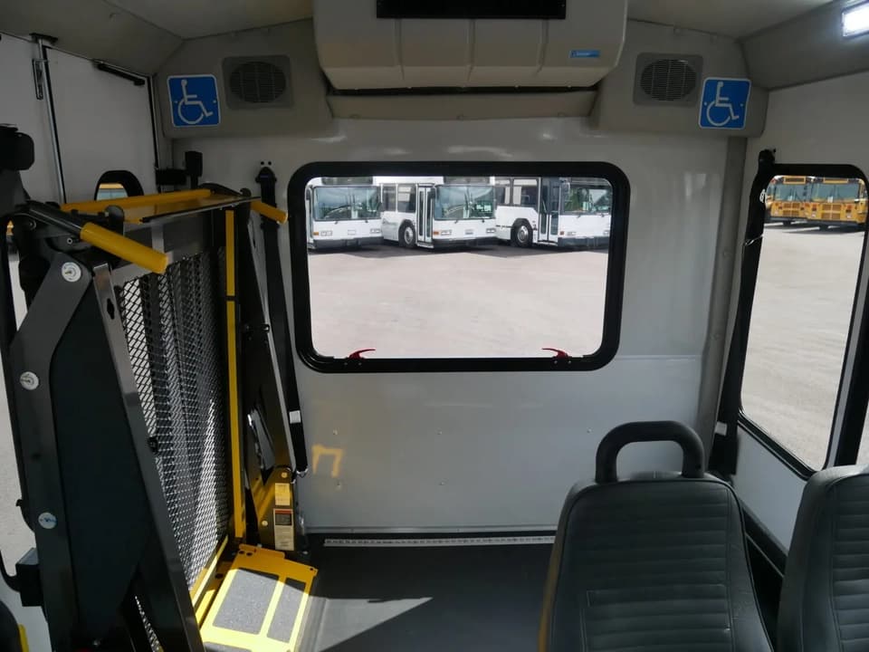 2018 Ford Transit Starcraft Van - Image 7