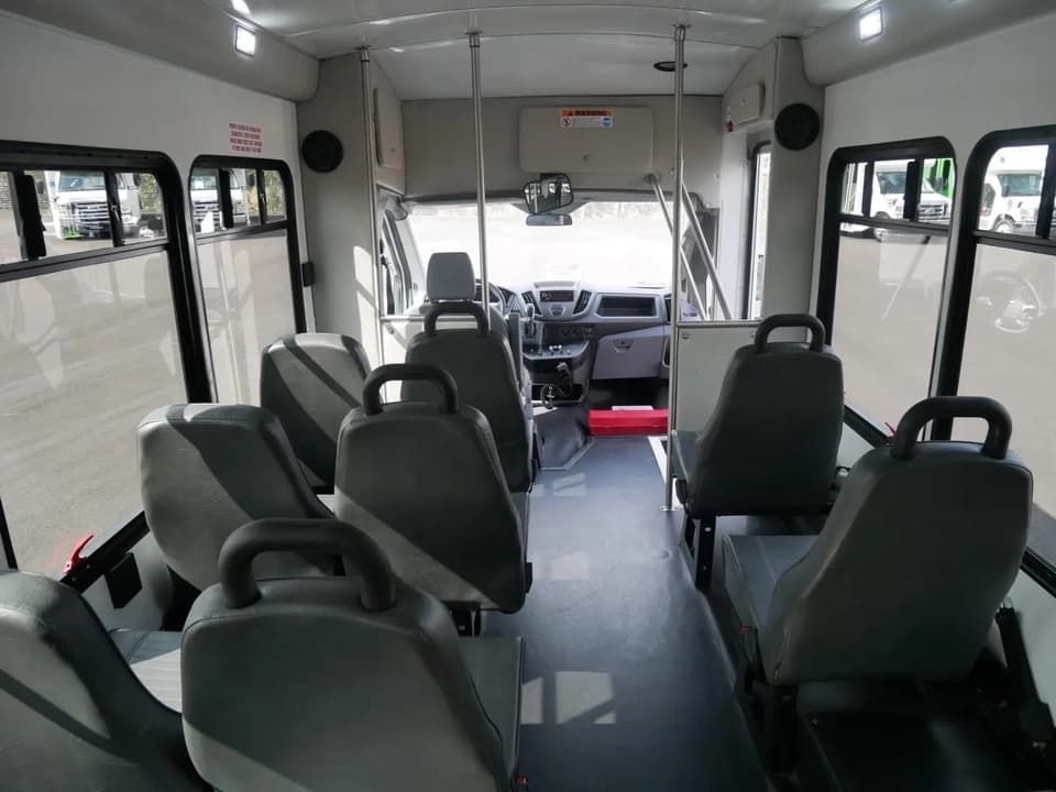 2018 Ford Transit Starcraft Van - Image 8