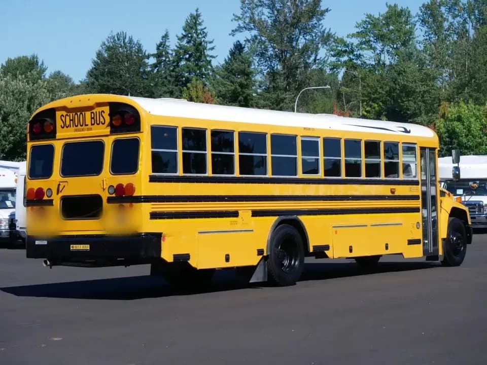 2018 Blue Bird Vision School Bus - Image 3
