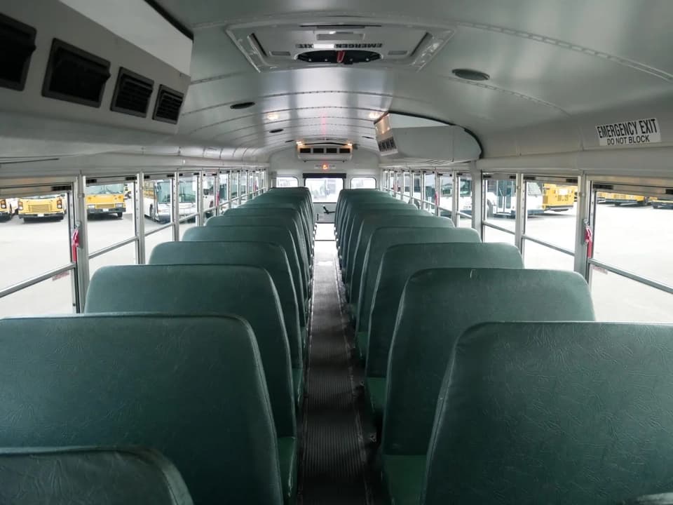 2015 Thomas Built Saf-T-Liner School Bus - Image 5