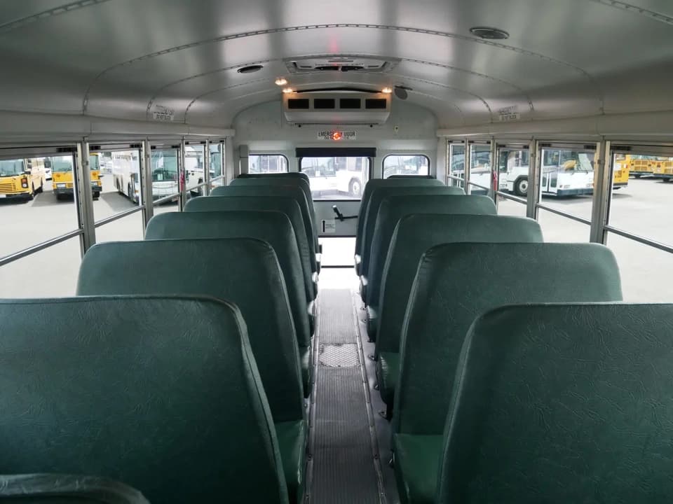 2015 Thomas Built Saf-T-Liner School Bus - Image 6