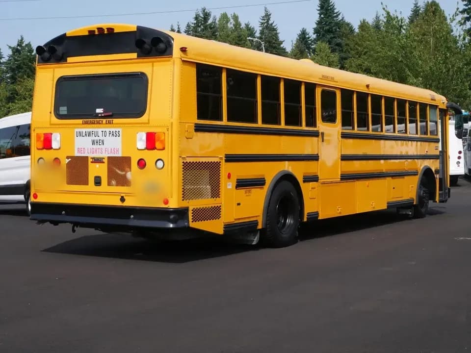 2012 Thomas Built Saf T Liner HDX School Bus - Image 3