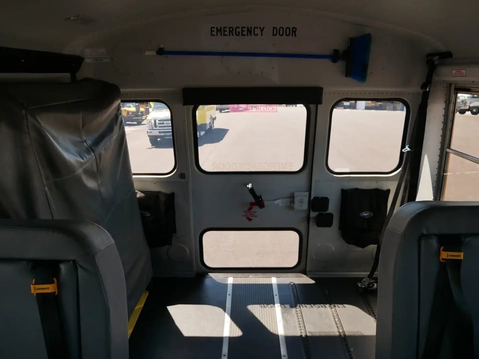 2010 Chevrolet Thomas ADA School Bus - Image 6