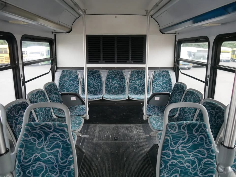 2008 Gillig Low Floor Transit Bus - Image 7