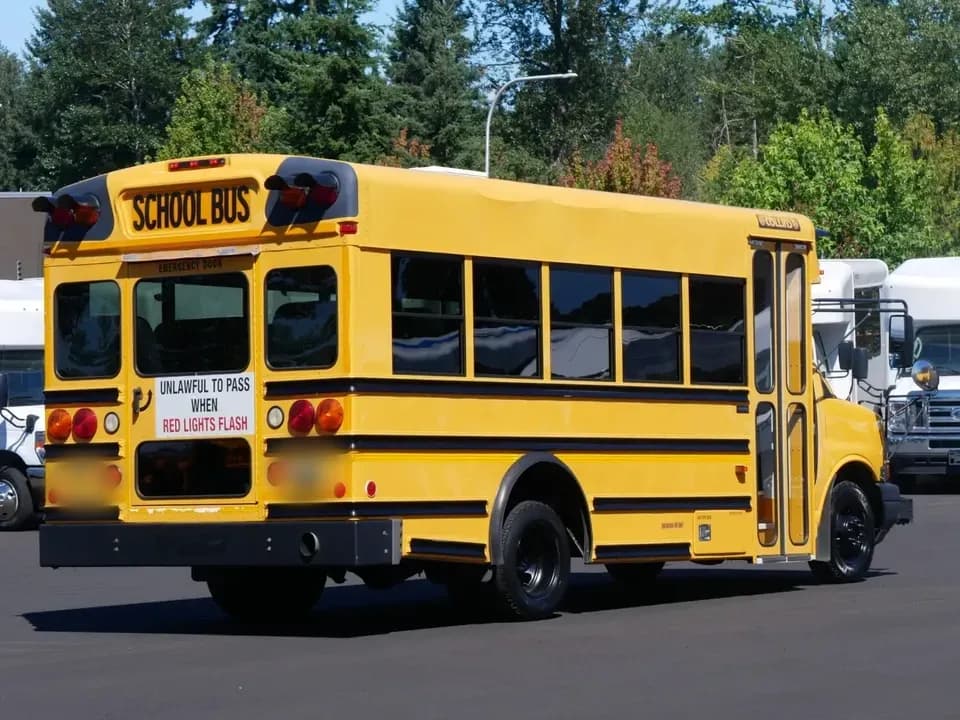2007 Chevrolet Collins Super Bantam School Bus - Image 3