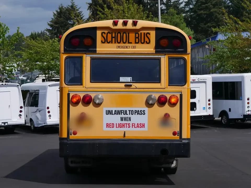 2007 Blue Bird All American School Bus - Image 9