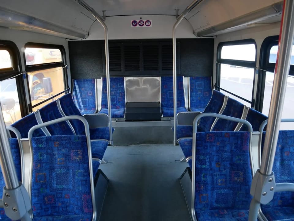 2003 Gillig Low Floor ADA Transit Bus - Image 5
