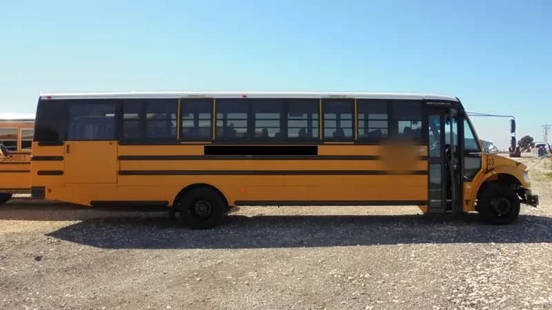 2012 Freightliner Thomas School Bus - Image 3