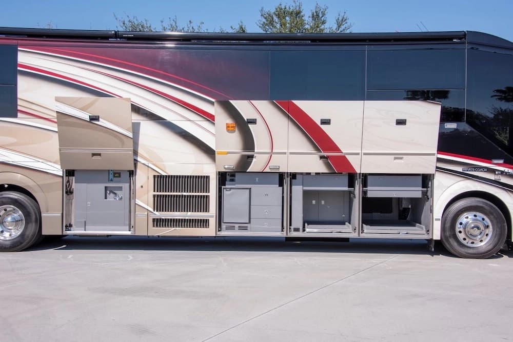 2014 Prevost Liberty Elegant Lady H3-45 Motorhome - Image 4