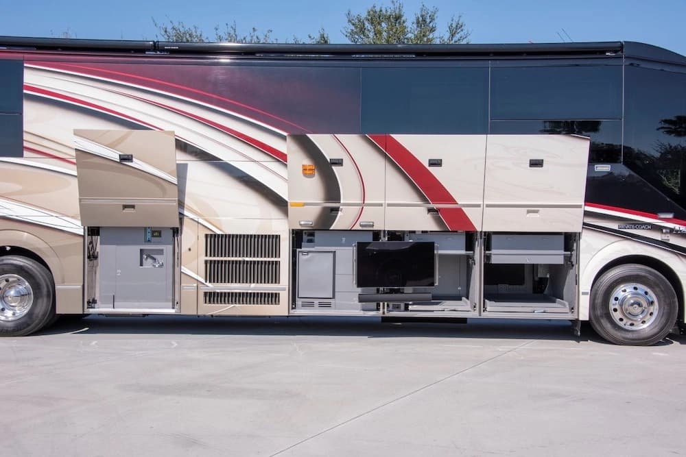 2014 Prevost Liberty Elegant Lady H3-45 Motorhome - Image 5