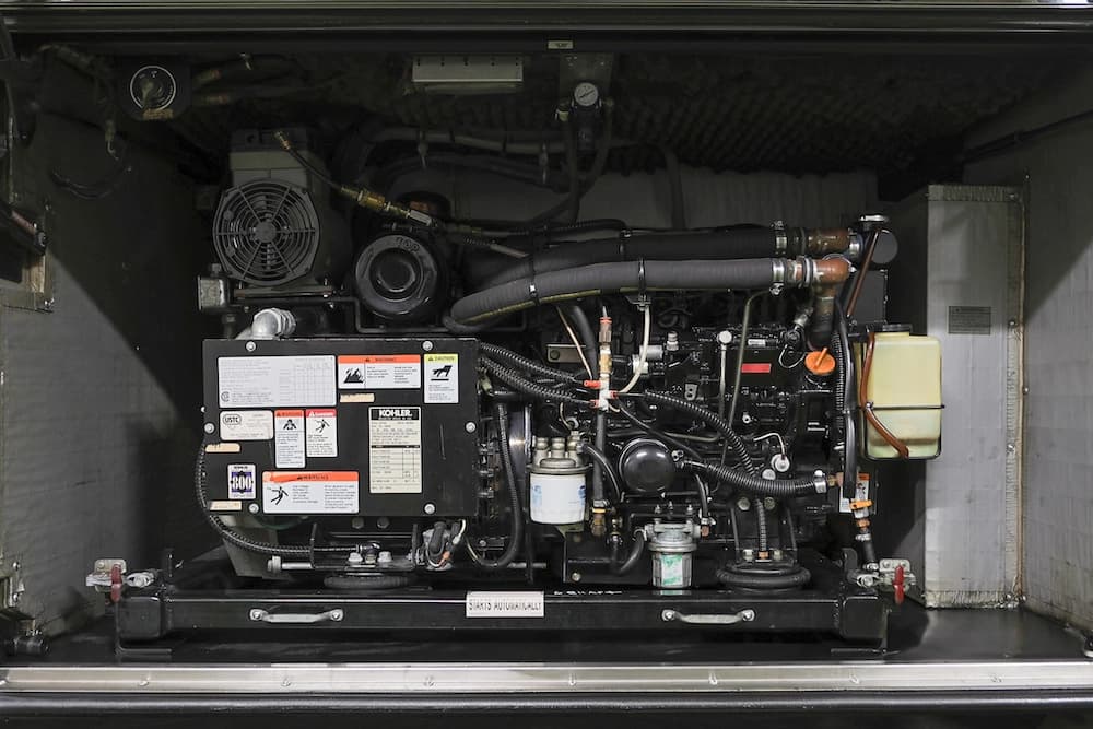 2006 Prevost Marathon XLII Motorhome - Image 27