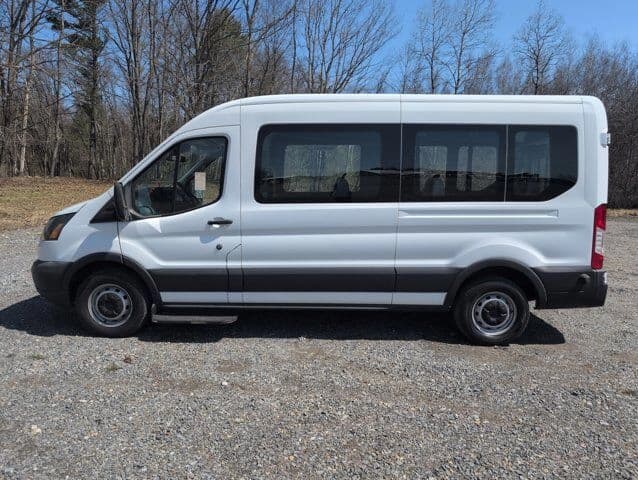 2017 Ford TCI Mobility ADA Van - Image 4