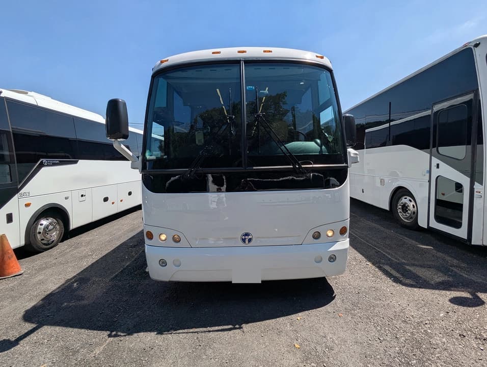 2016 Temsa TS35 Motor Coach - Image 2
