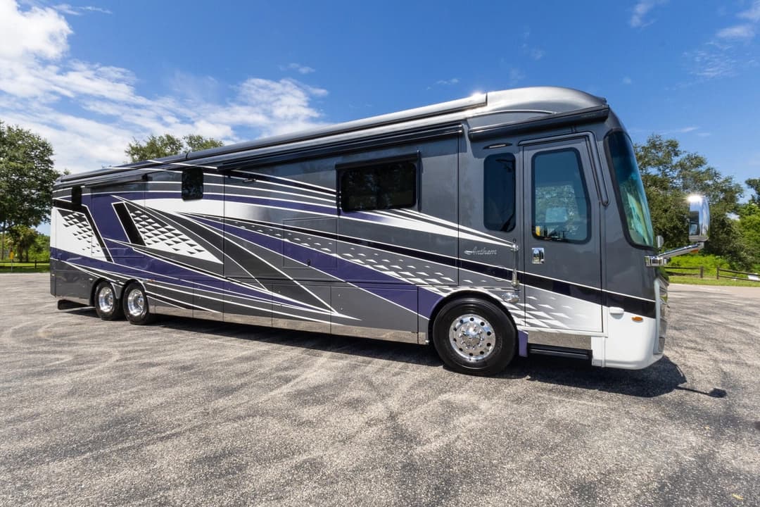2022 Entegra Anthem 44R Motorhome - Image 2