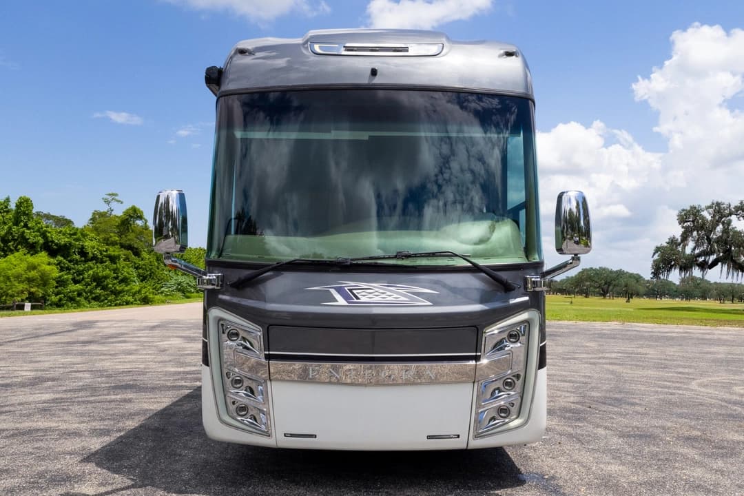 2022 Entegra Anthem 44R Motorhome - Image 12
