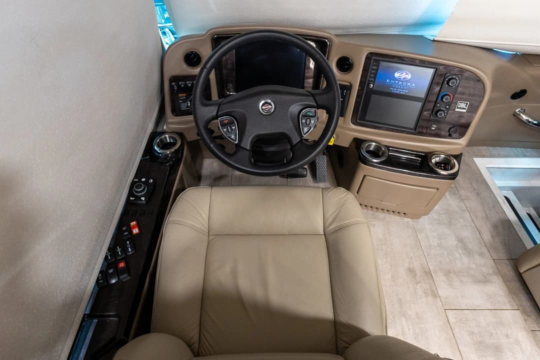 2022 Entegra Anthem 44R Motorhome - Image 13