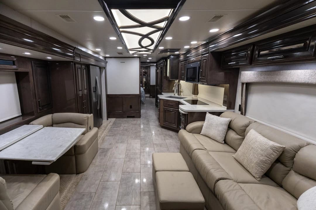 2022 Entegra Anthem 44R Motorhome - Image 14