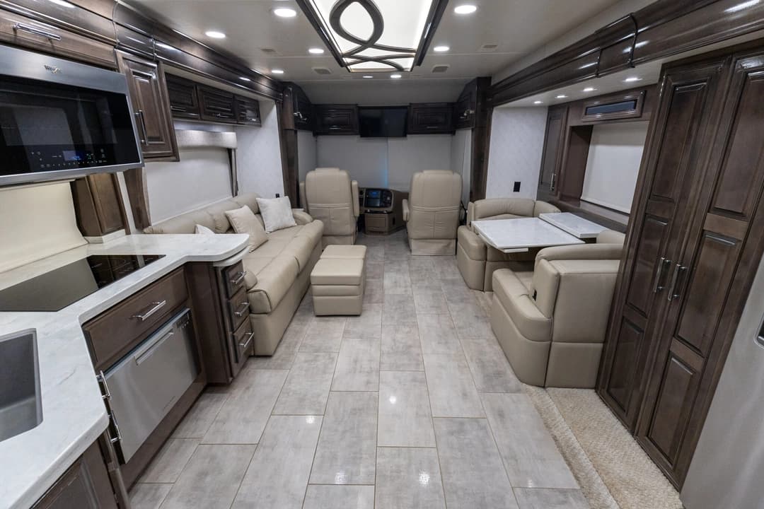 2022 Entegra Anthem 44R Motorhome - Image 21