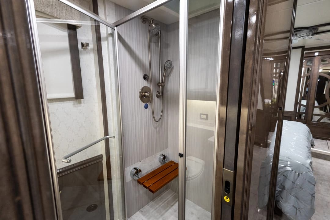 2022 Entegra Anthem 44R Motorhome - Image 23