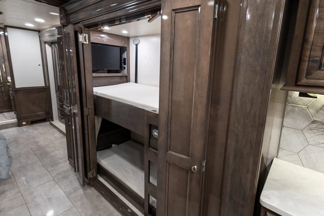 2022 Entegra Anthem 44R Motorhome - Image 25