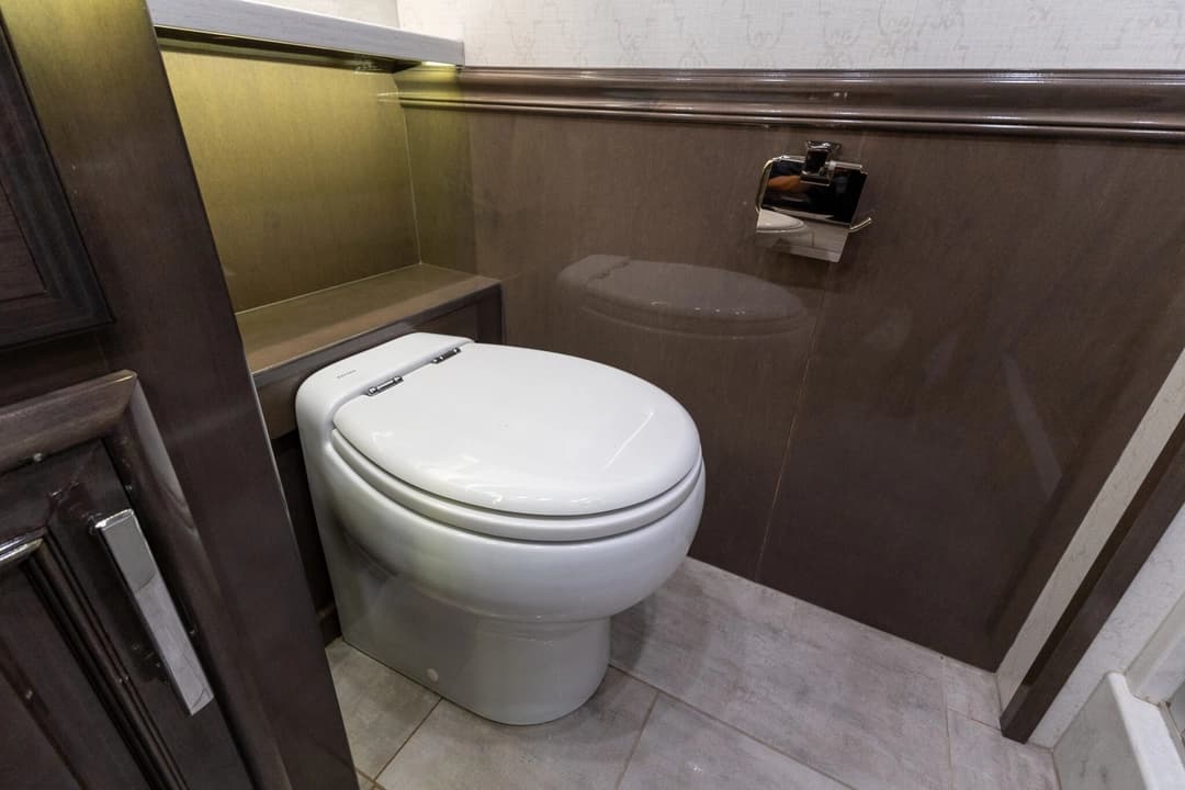 2022 Entegra Anthem 44R Motorhome - Image 32