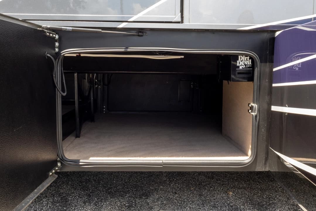 2022 Entegra Anthem 44R Motorhome - Image 38